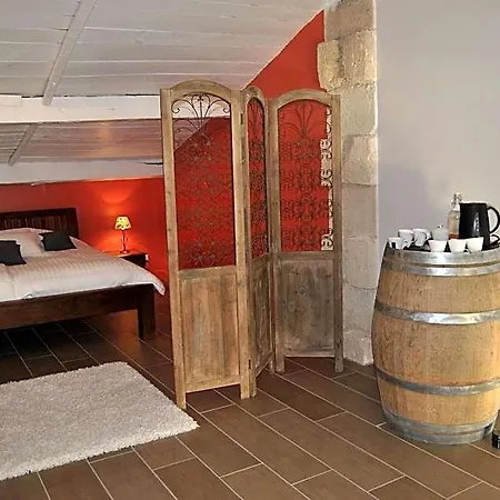 La Grange De La Dupuise Couette-café 3*