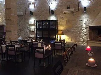 La Grange De La Dupuise