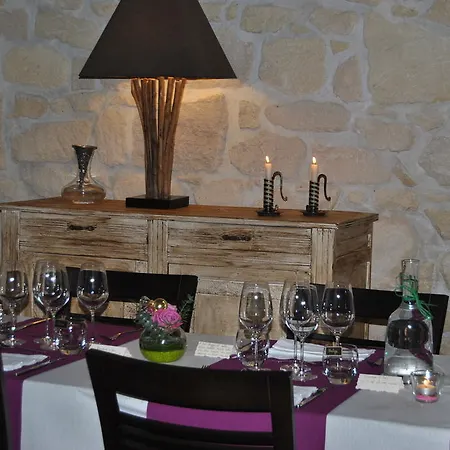 La Grange De La Dupuise Bed and breakfast