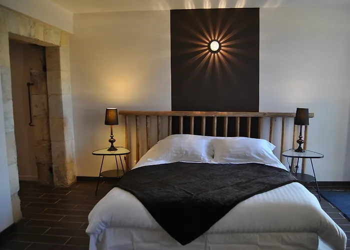 B&B La Grange De La Dupuise 3*