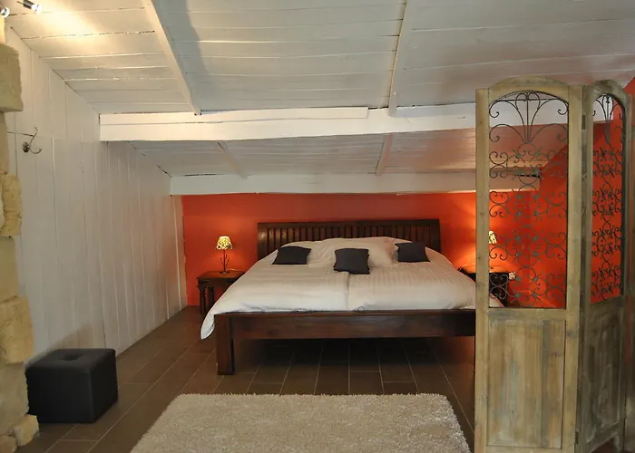 B&B La Grange De La Dupuise 3*